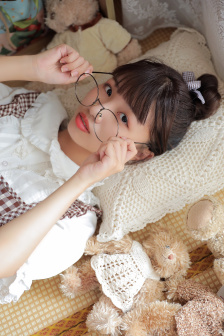 强行进女小姪女小视频